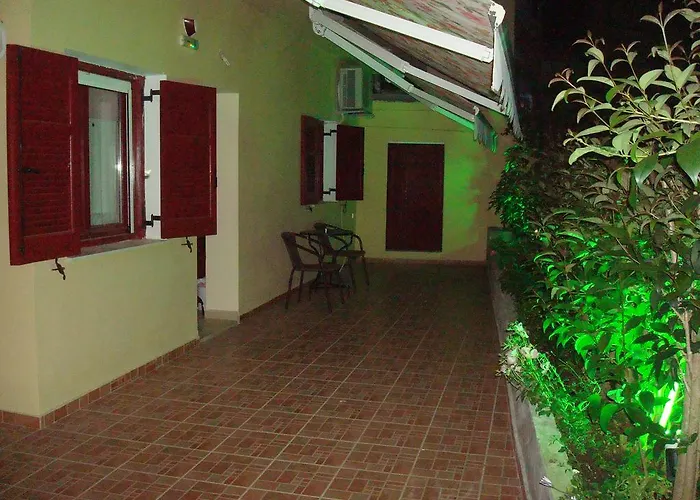 To Agridi Apartment Tsoukaladhes