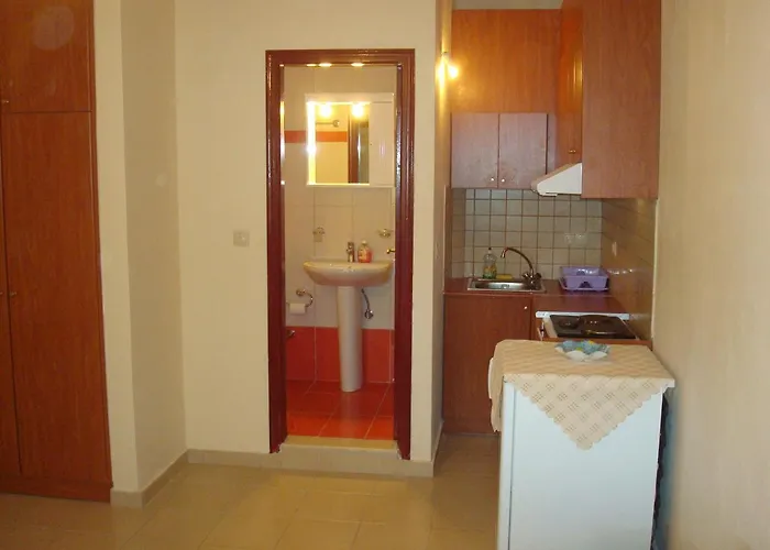 To Agridi * Tsoukaladhes