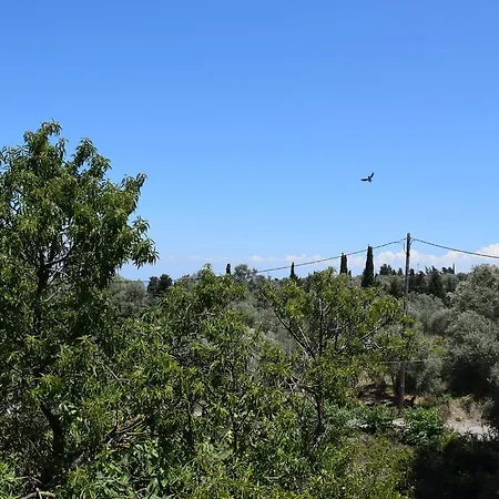 Apartamento To Agridi