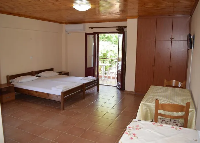 To Agridi Tsoukaládhes