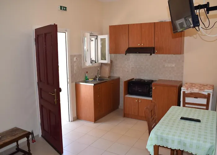 To Agridi Tsoukaládhes